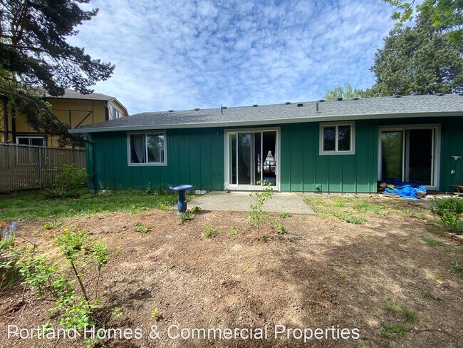 Building Photo - 2 br, 1 bath House - 832 SE Lambert Circle