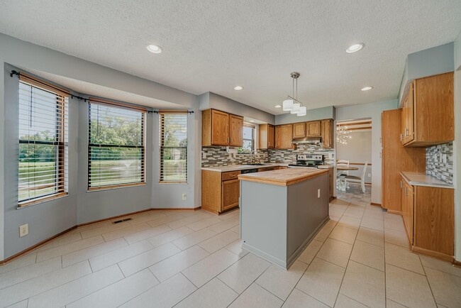 Building Photo - 2598 Hoover Crossing Way