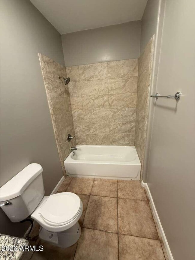 Building Photo - 2770 N Washington Ave