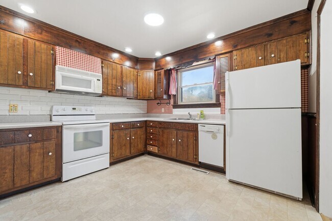 Building Photo - 3 bedroom ranch home in Portsmouth