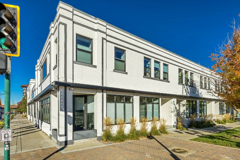 Building Photo - 606 W North Temple St