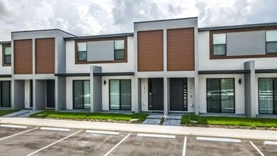 Building Photo - 3417 Tranquil Trl