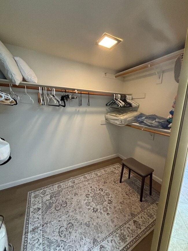 Building Photo - Lovely 3 bedroom 2 bath home in the grass in Leisure World a 45+ Active Adult Resort Community. M...