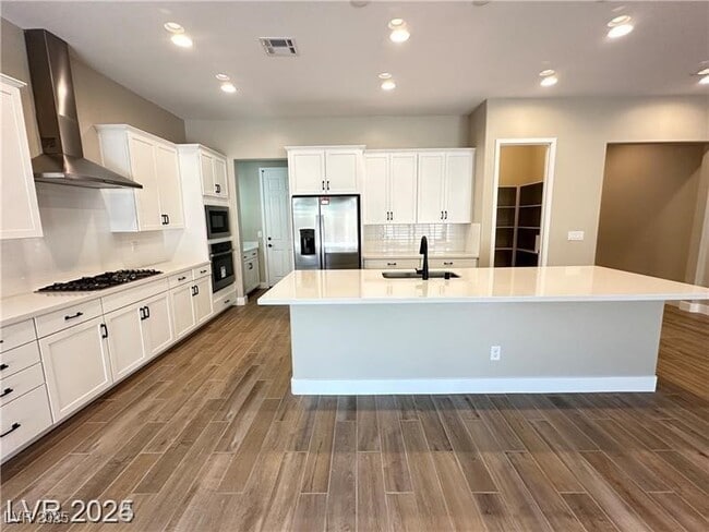 Building Photo - 3961 W Haleh Ave
