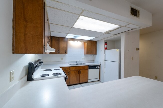Building Photo - 1349 Rumba Ln