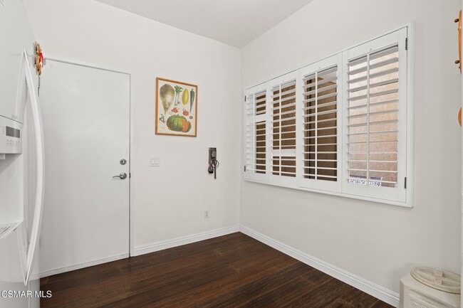 Building Photo - 4891 Santo Dr