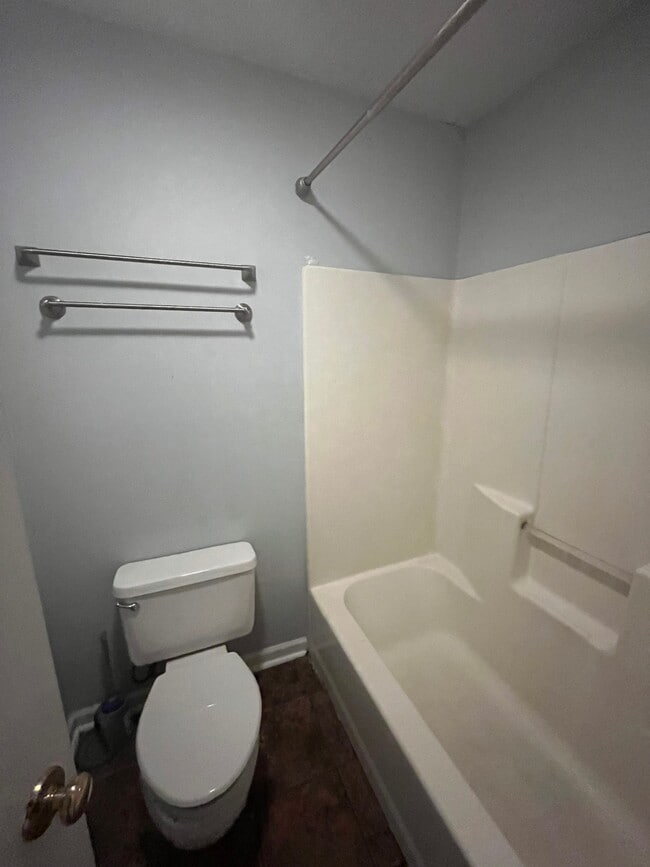 Building Photo - 2505 Walden Ct