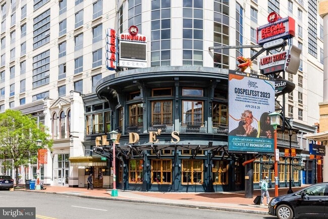 Building Photo - 555 Massachusetts Ave NW