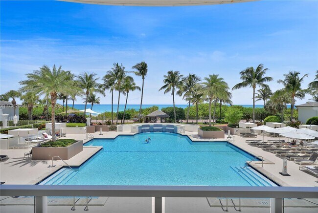 Building Photo - 4775 Collins Ave