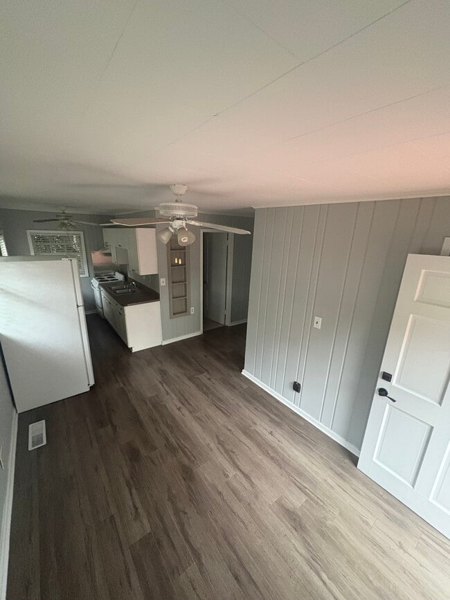 Building Photo - Dartmouth