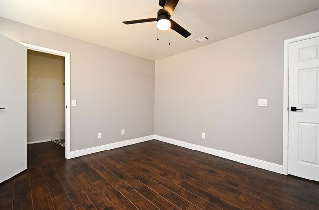 Building Photo - 1242 Ravida Woods Dr