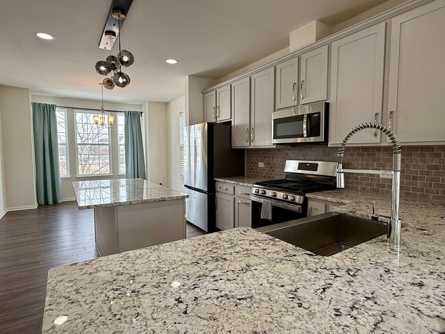 Building Photo - 4411 Monroe Ct