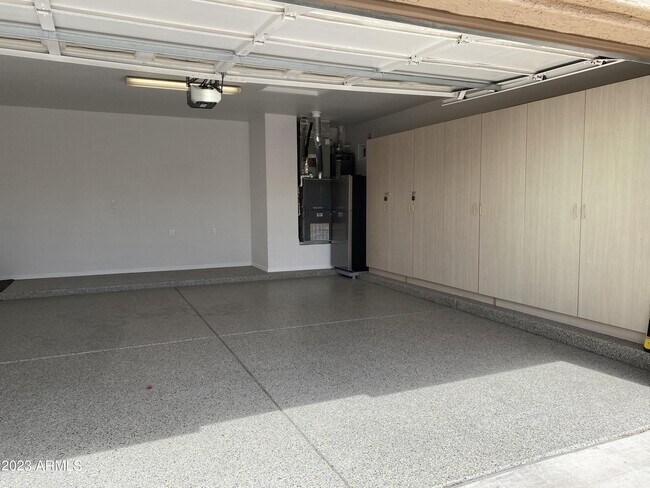Building Photo - 15786 W Amelia Dr