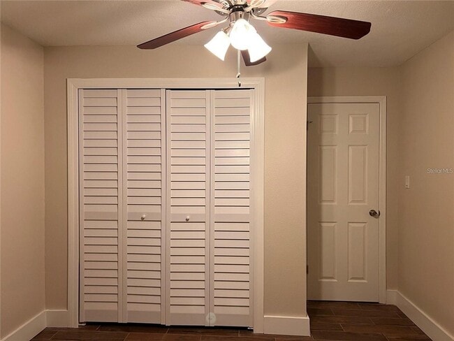 Building Photo - 14715 Bayonne Rd