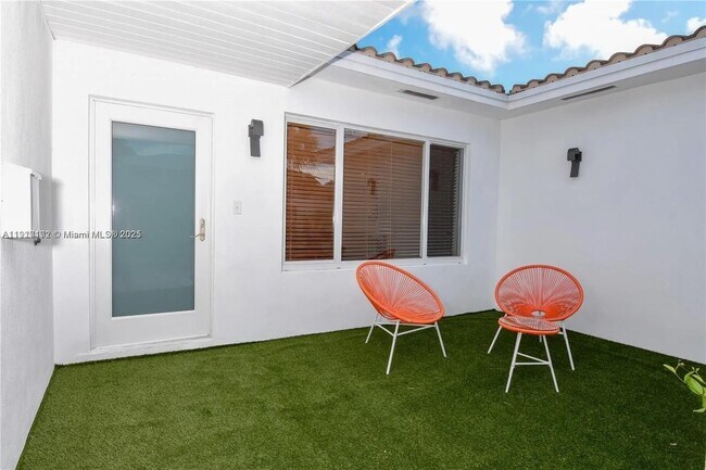 Building Photo - 641 86th St