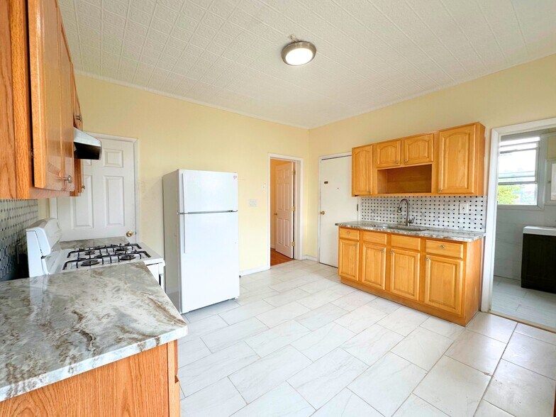 New Kitchen - 182-184 Knickerbocker Ave