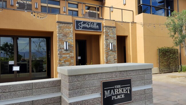 Building Photo - 51234 Longmeadow St