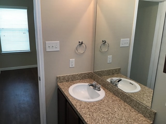 Building Photo - 8727 Doskocil Dr