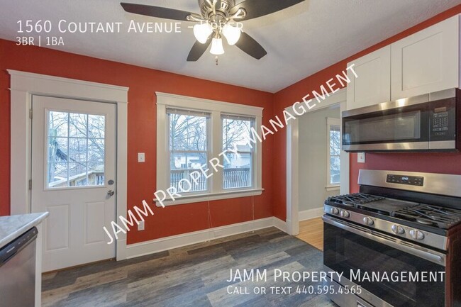 Building Photo - 3-bedroom Beautiful Upper Duplex Unit in L...