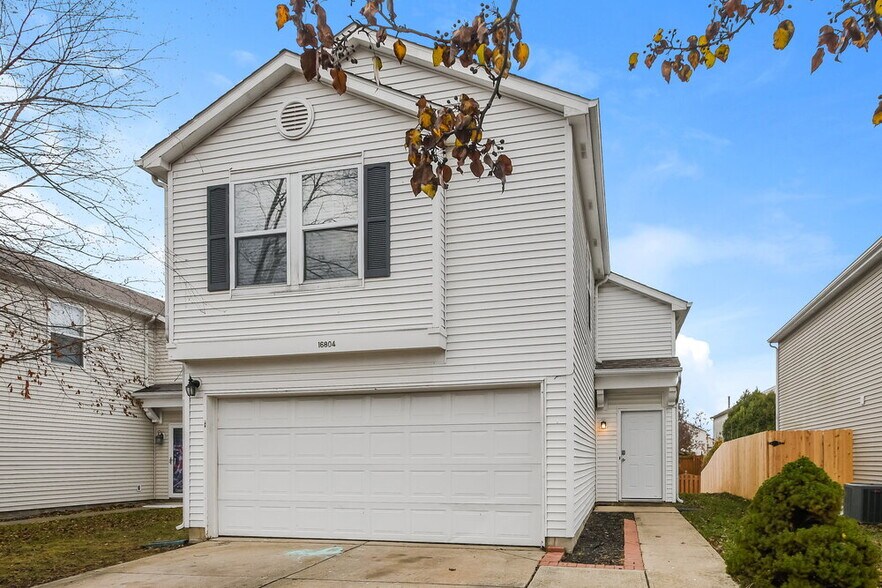 Building Photo - 16804 Lowell Dr