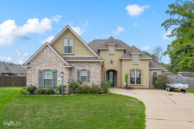 Building Photo - 701 Fir Wood Ln