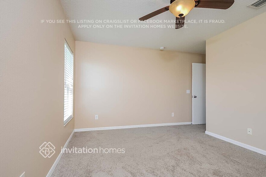 Building Photo - 11007 Golden Silence Dr