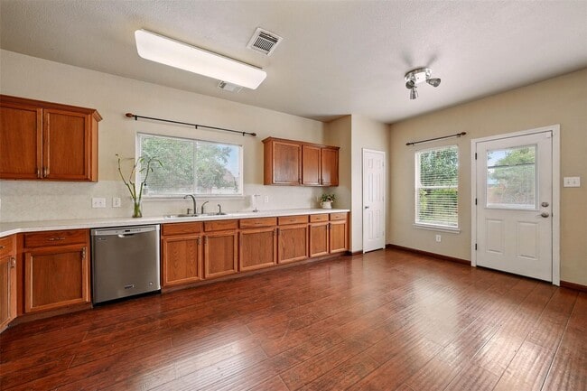 Building Photo - 21550 Elm Hurst Ln
