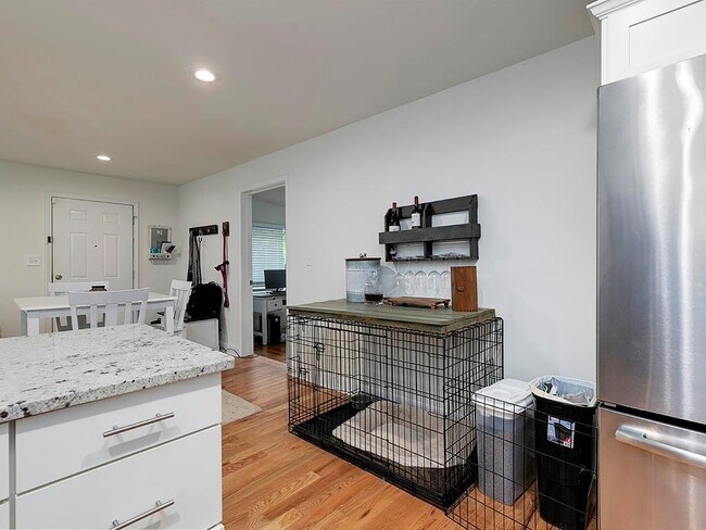 Building Photo - 3940 Forrest Ct