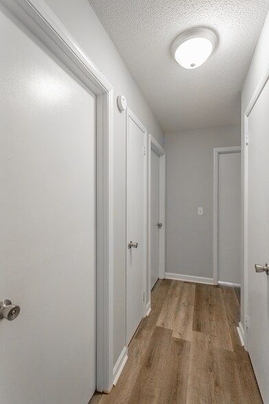 Building Photo - 218 Townsend Cir