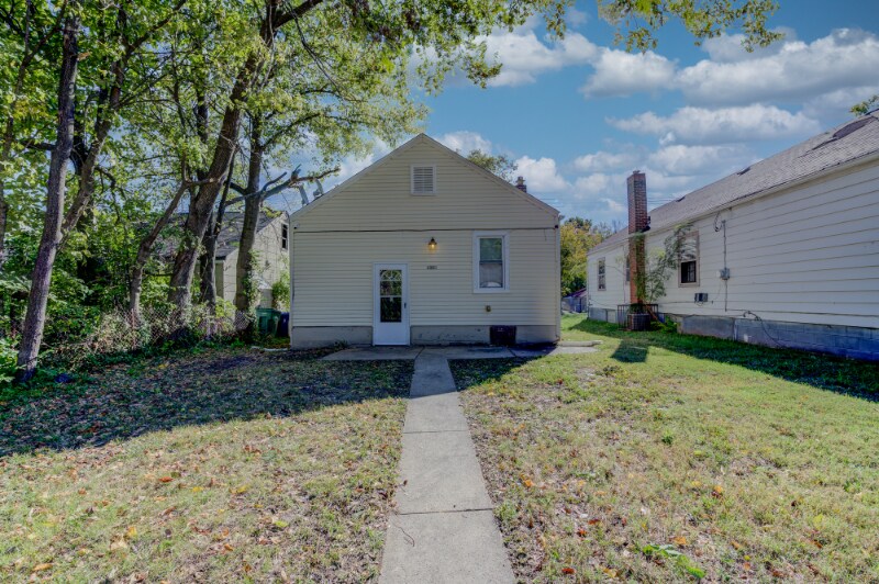 Building Photo - 5305 Wilborn Dr