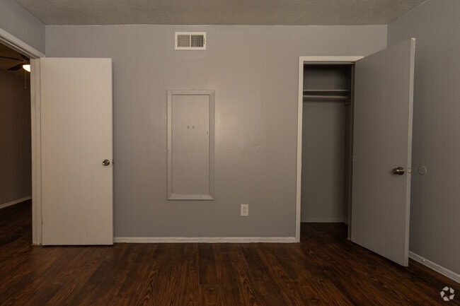 Example Apartment: Bedroom - Victoria Apartments