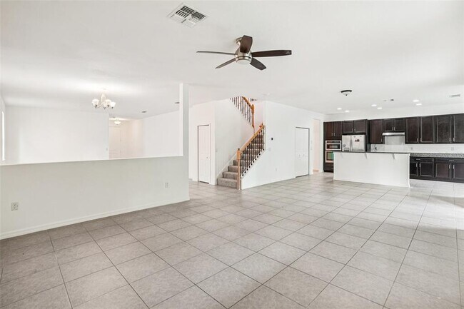 Building Photo - 1211 Canyon Oaks Dr