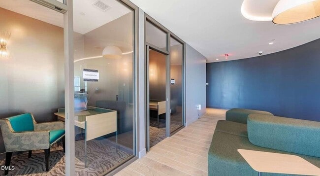 Building Photo - 1020 Hammell Dr