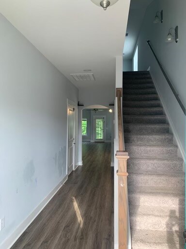 Building Photo - 6024 Gracious Dr