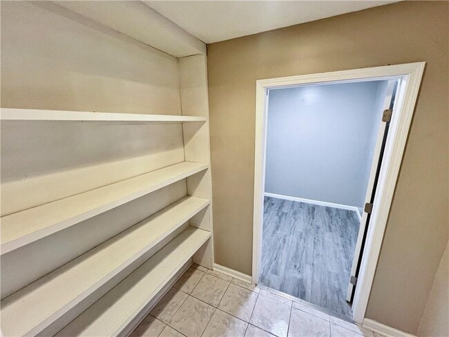 Building Photo - 2692 Post Oak Ct