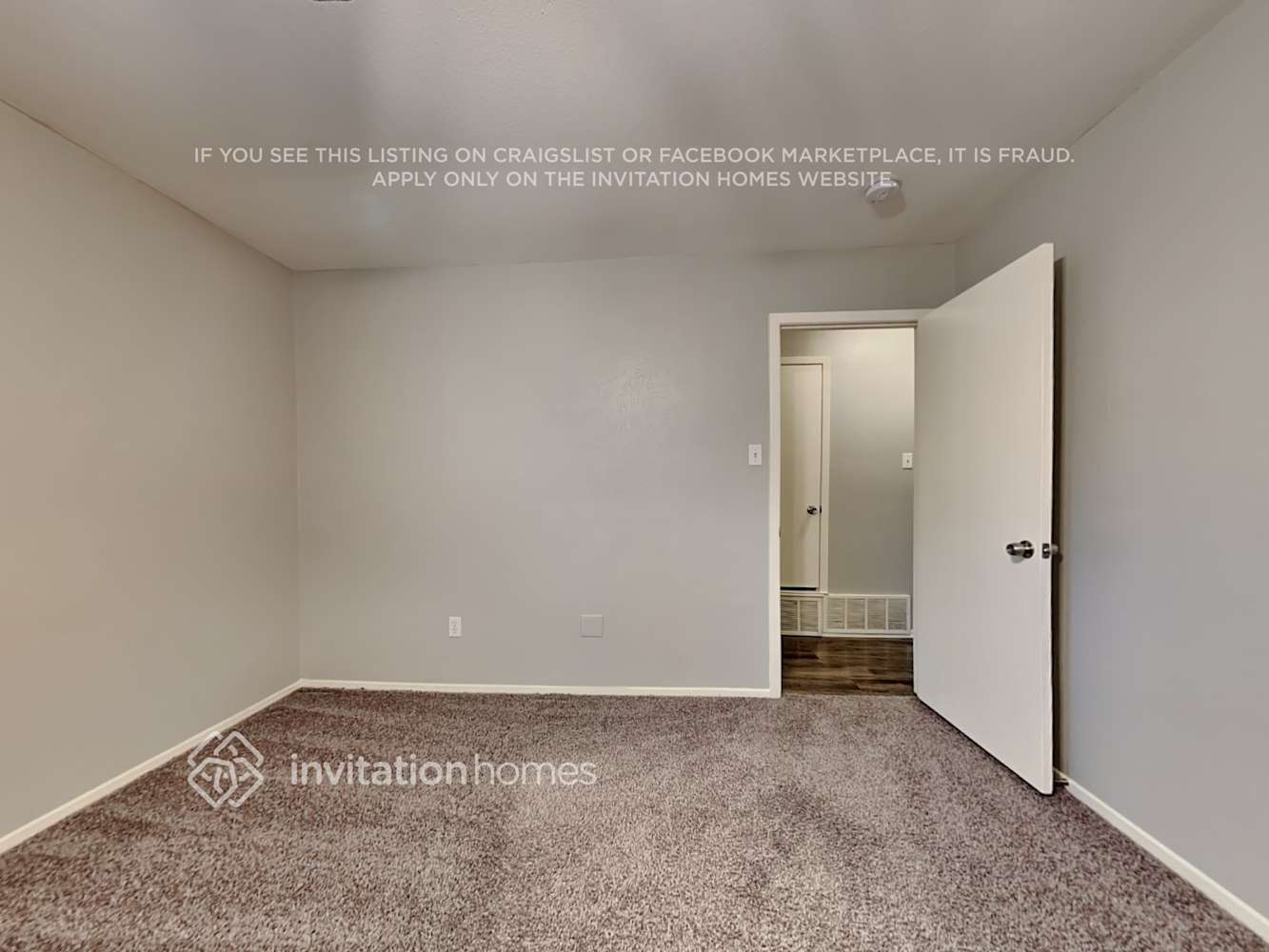 Building Photo - 5668 Jamaica Cir