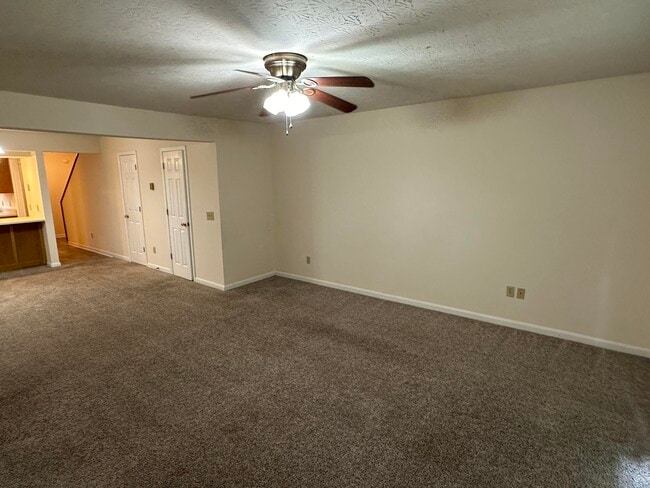 Building Photo - 1017 Smither Dr