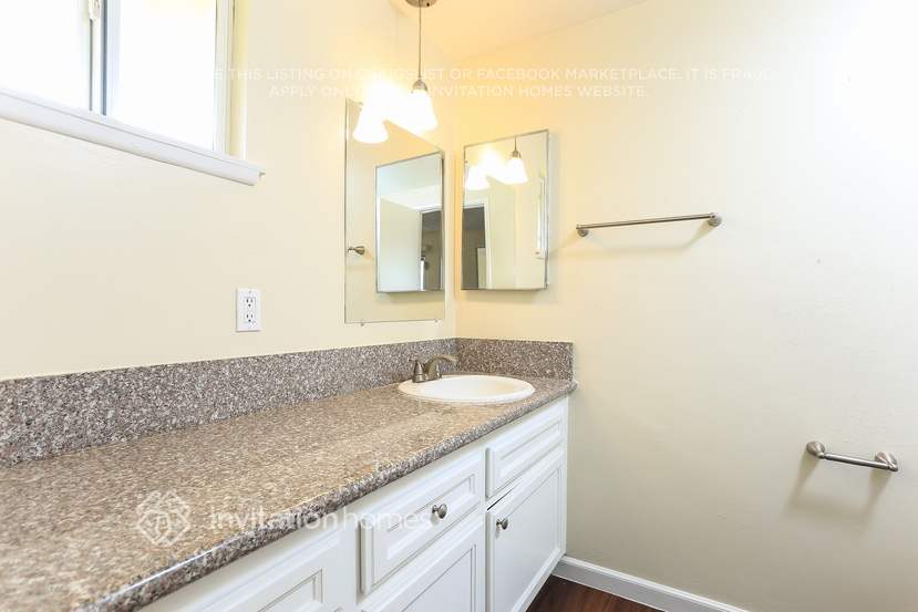 Building Photo - 6349 Orange Knoll Ave