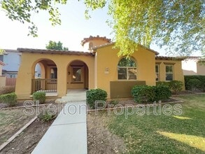 Building Photo - 20877 W Court St