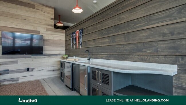 Building Photo - 20915 Wilderness Oak