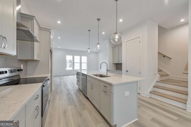 Building Photo - 517 Motivation Cir NW