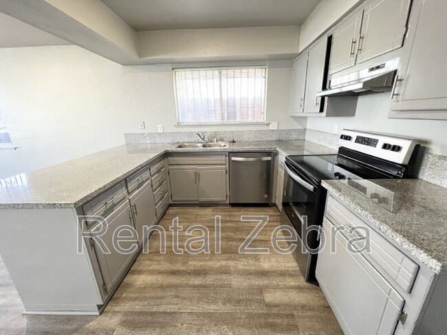 Building Photo - 1728 I St