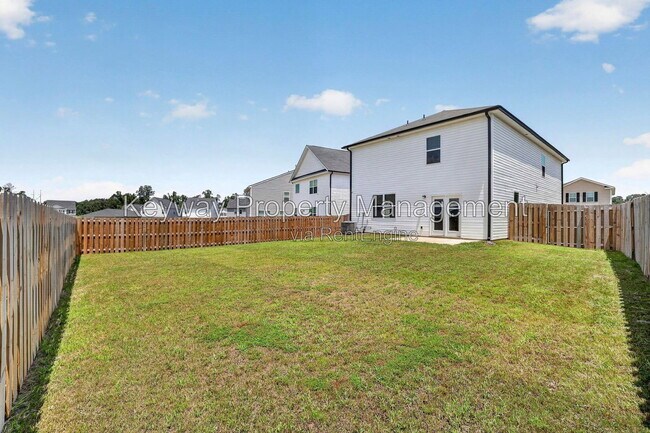 Building Photo - 411 Shipwreck Dr