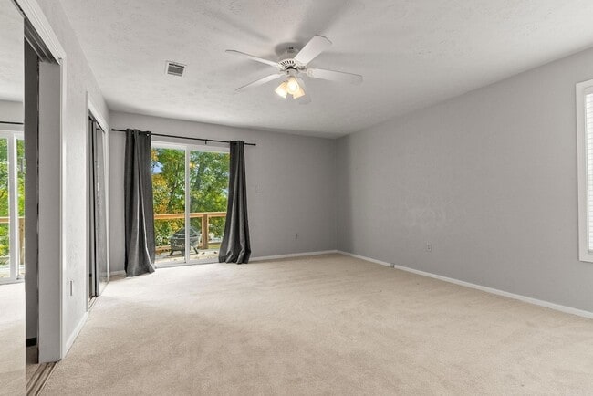 Building Photo - 102 Windwood Ln