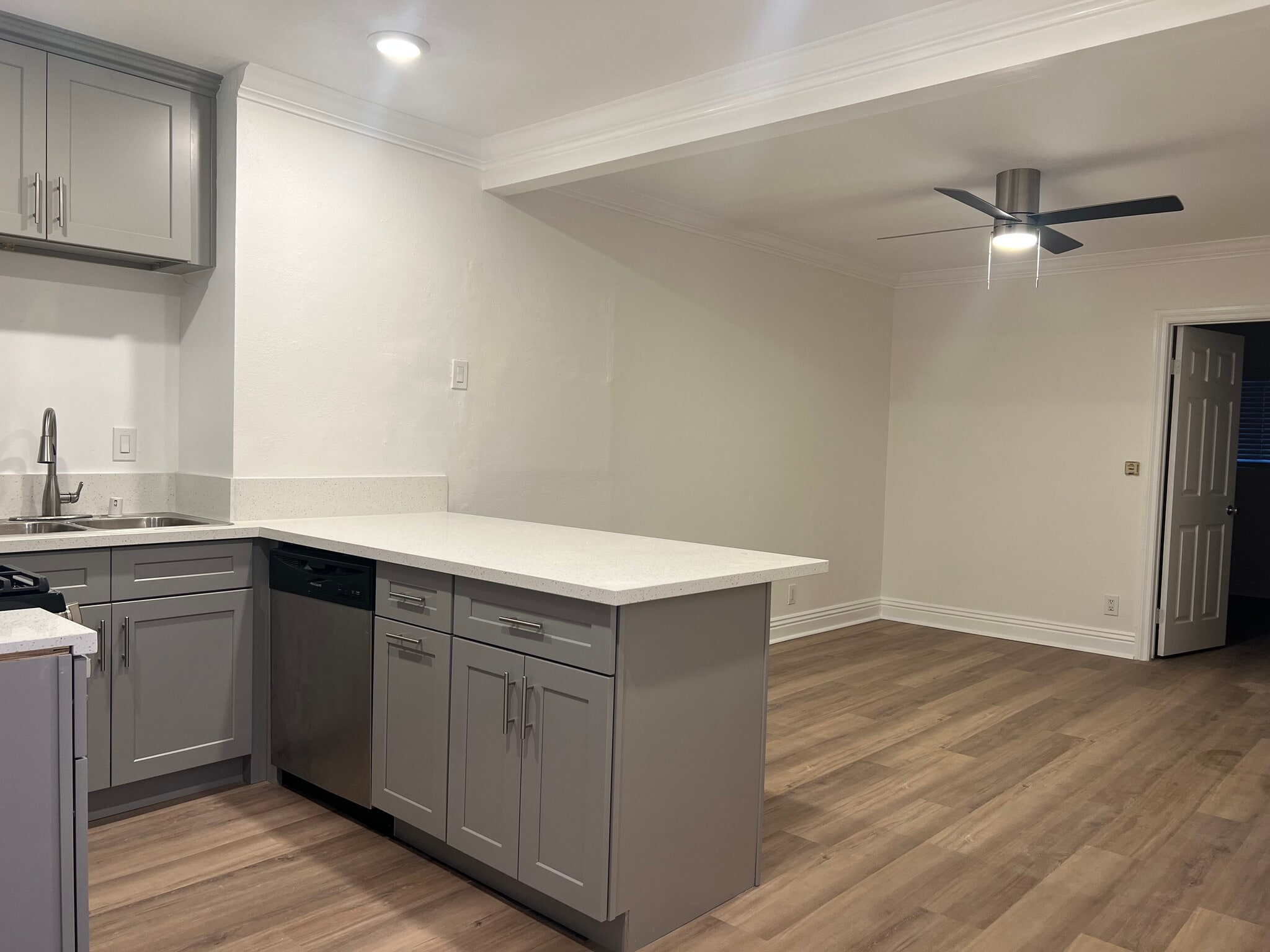 Building Photo - 4728 W 163rd St