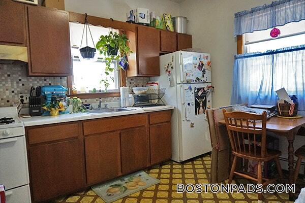 Building Photo - 150 Brown St