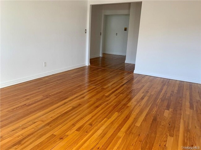 Building Photo - 1833 Palmer Ave