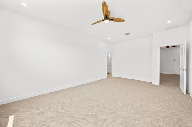 Building Photo - 3552 NW Solange Ct