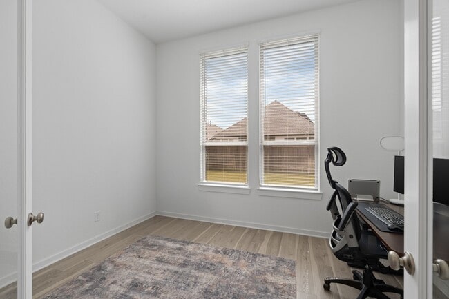 Building Photo - 7602 Zinnia Blossom Ln