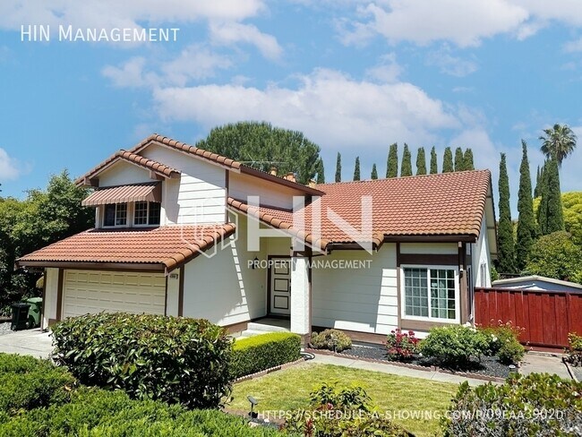 Building Photo - 43000 Noria Rd